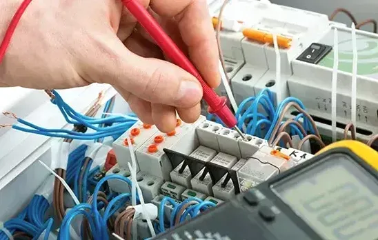 Professional electrician in Upper Norwood